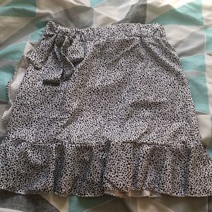 Women’s S polka fair skirt